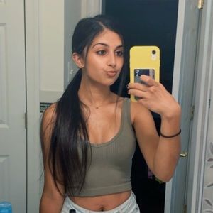 Meet your Posher, Jannet